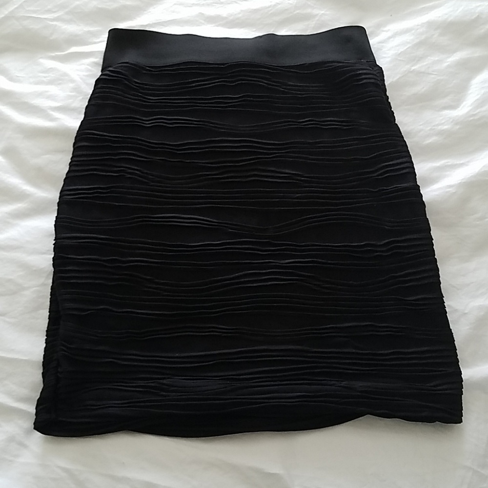 Black H&M mini skirt size 8